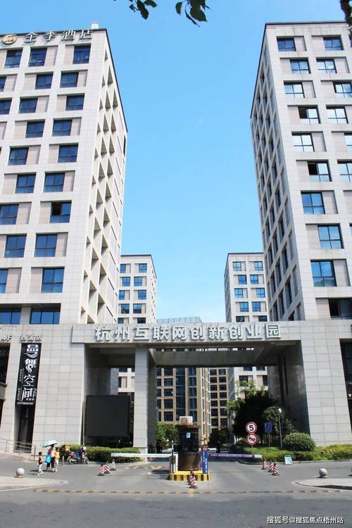 东软医疗信息系统优势劣势_中国软件的竞争对手_医疗信息系统软件商排名