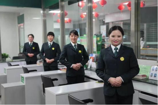 传邮万里情系万家，荆州邮政分公司多领域展作为获称赞