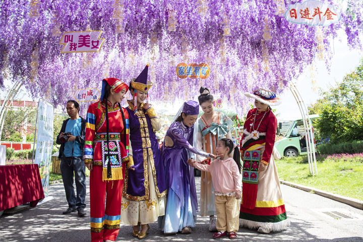 如何发展乡村旅游_乡村振兴生态农业_江西于都县富硒产业
