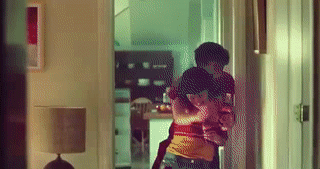 可口可乐新广告引热议！兄弟姐妹竟为它抢未来男友？