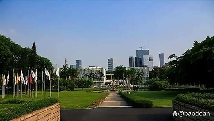 深圳大学物理类录取分数线变化_深圳大学分数线高吗_深圳大学历史类录取分数线趋势