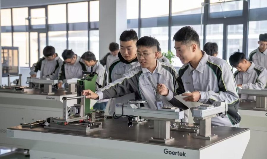 全球经济波动下歌尔大量招募人才构建高质量就业通道