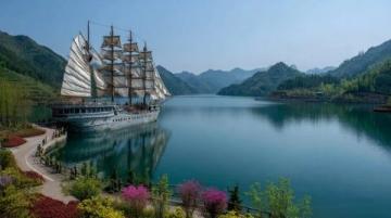 广西十大必游景点攻略:桂林、北海、南宁等旅游胜地深度解析
