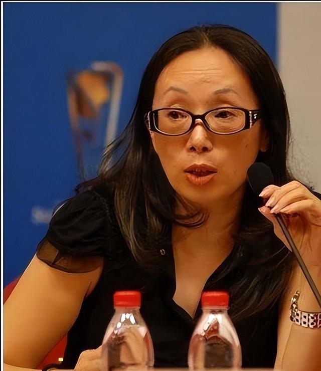 戴秀丽简历小学那上的_戴秀丽 黑龙江女首富 分手原因