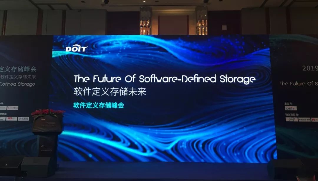 英特尔傲腾+QLC解决方案_数据存储性能容量成本_数据存储类型