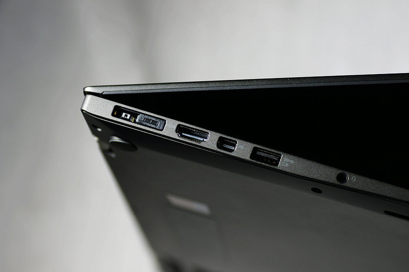 Carbon fiber material laptop_ThinkPad X1 Carbon review_thinkpad指示灯
