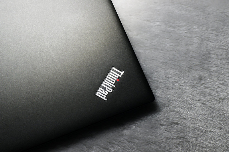 thinkpad指示灯_Carbon fiber material laptop_ThinkPad X1 Carbon review