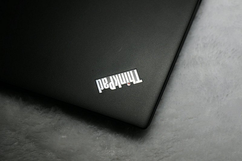Carbon fiber material laptop_thinkpad指示灯_ThinkPad X1 Carbon review